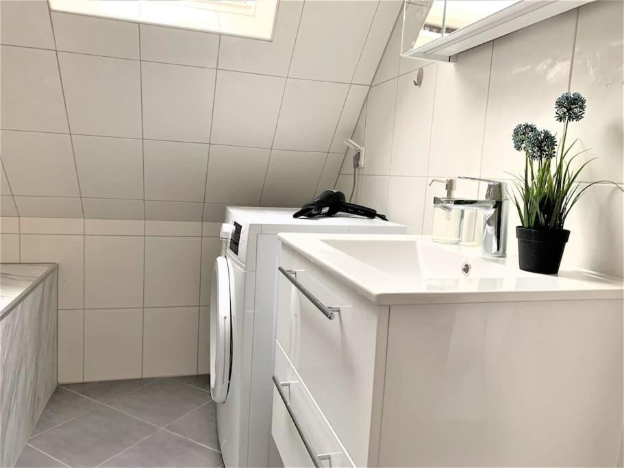 Uni-Klinikum- Zentrale Lage Von Holsterhausen Daire Essen Dış mekan fotoğraf